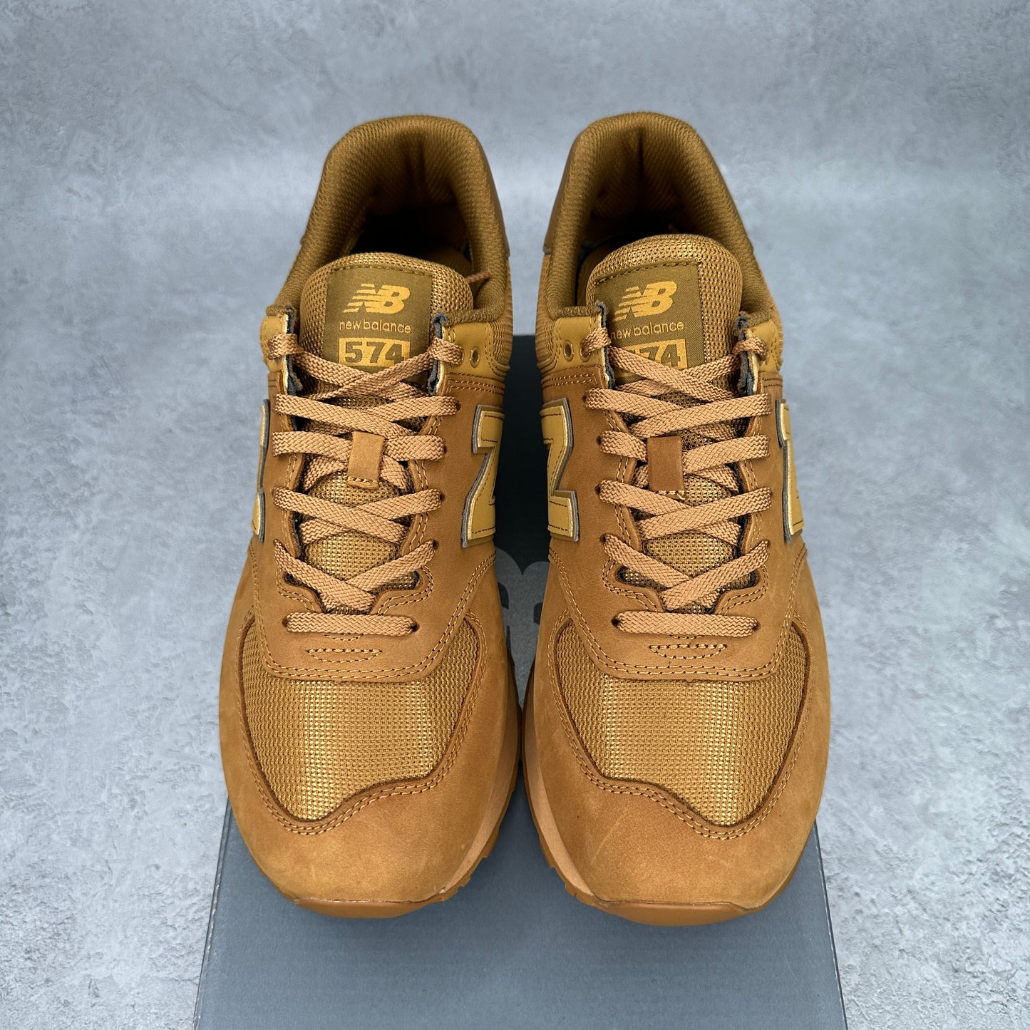 New Balance 574 Mono Wheat Workwear VNDS *pre-owned* SIZE 9