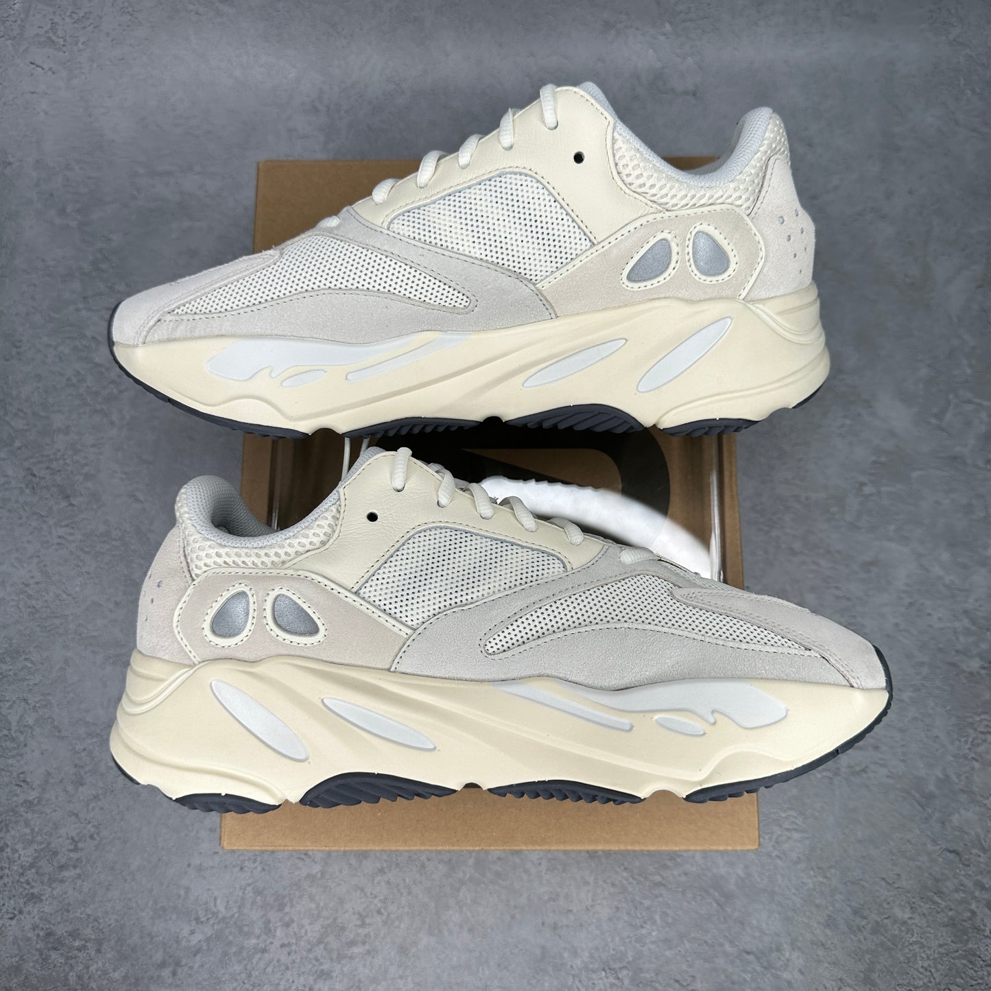 adidas Yeezy Boost 700 Analog