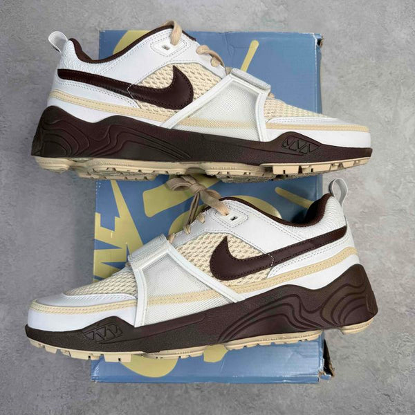 Nike Zoom Field Jaxx Travis Scott Light Chocolate