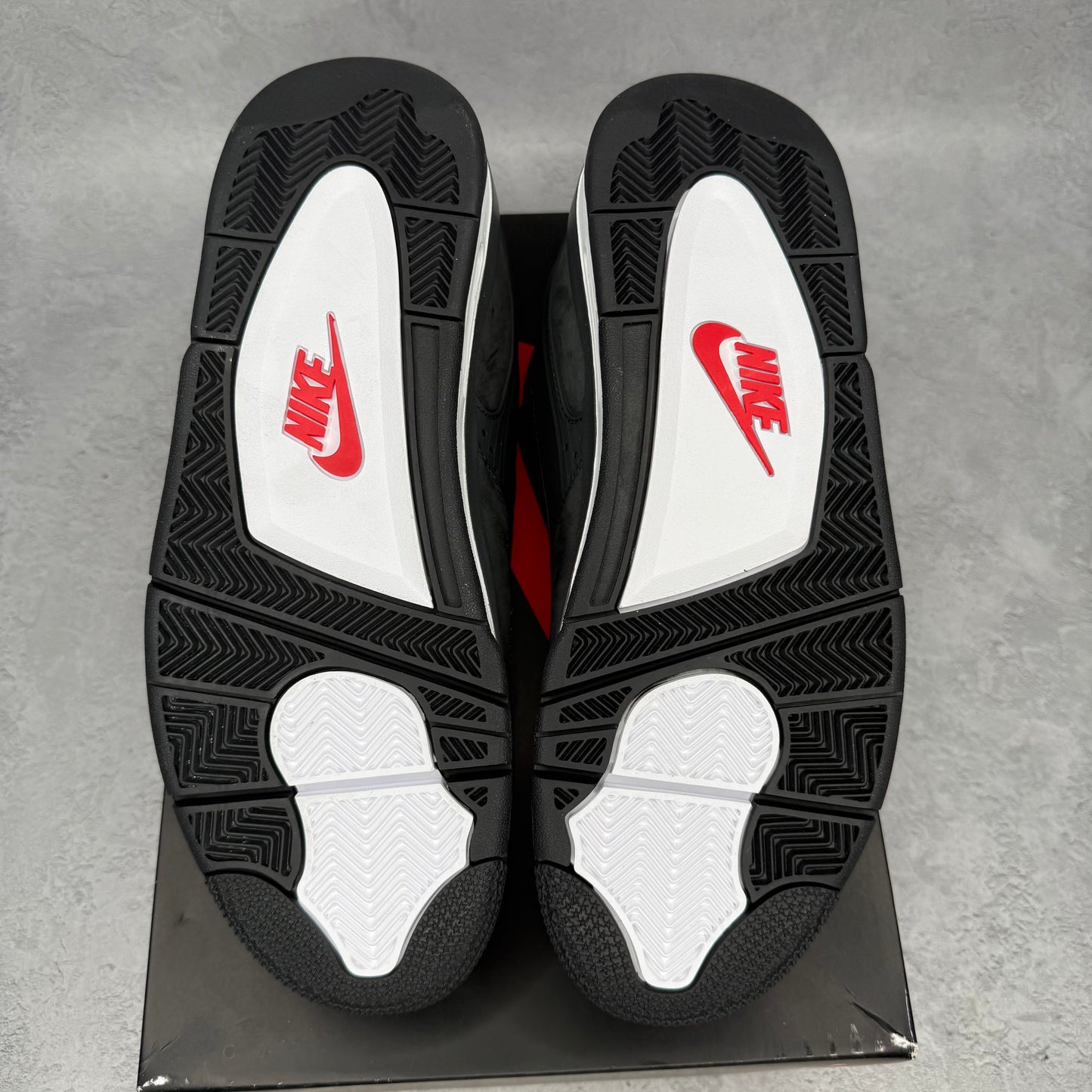 Jordan 4 RM SP Nigel Sylvester Driveway Grey