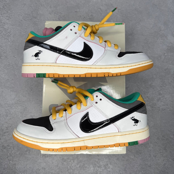 Nike SB Dunk Low CSEF *pre - owned* SIZE 9 - Kicks Collective PA - Nike - HJ4132-100 - Men's Shoes - 9M/10.5W - Pre - Owned