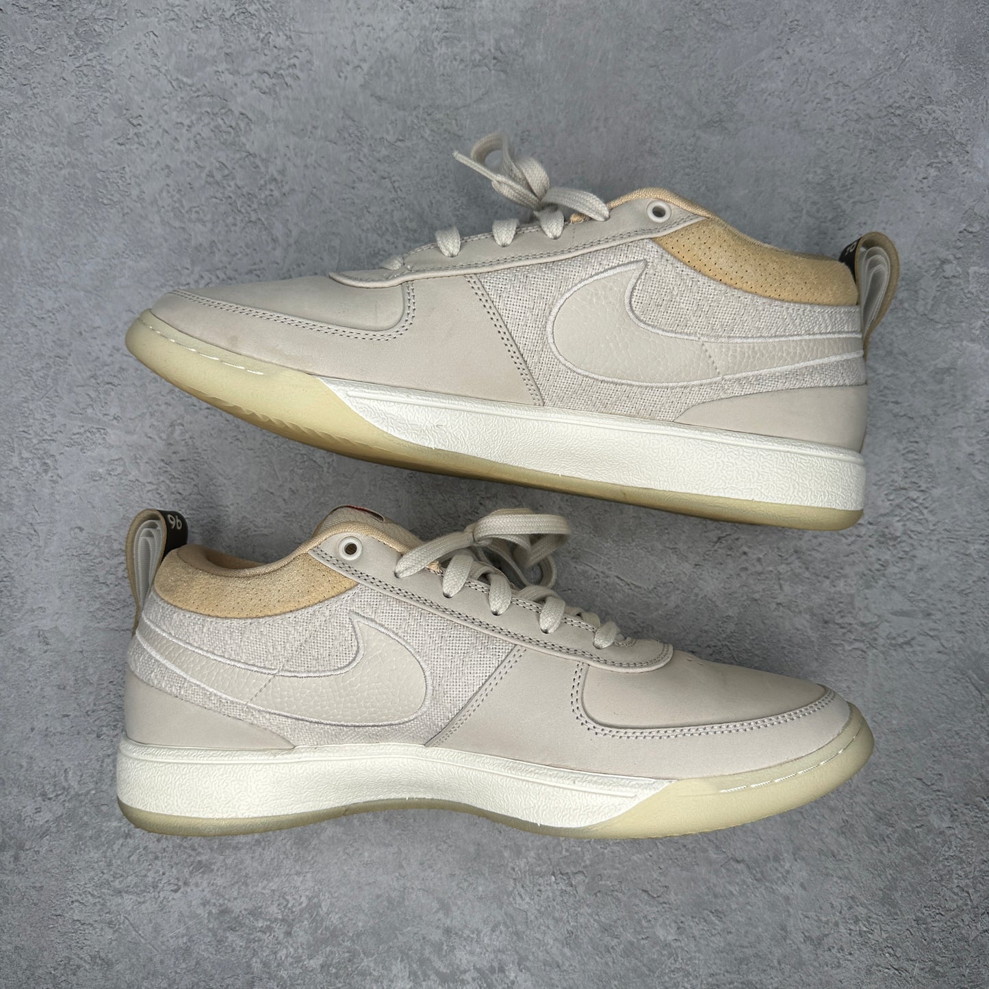 Nike Book 1 Mirage (Translucent Outsole) *pre-owned* SIZE 11
