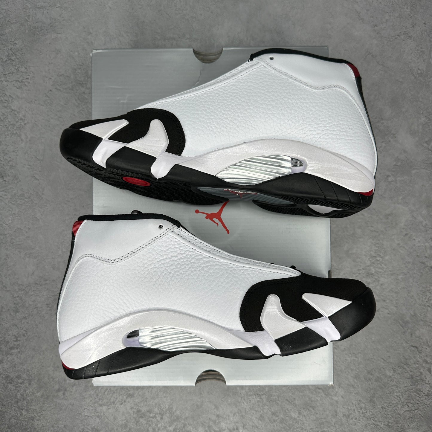 Jordan 14 Retro Black Toe (2024)