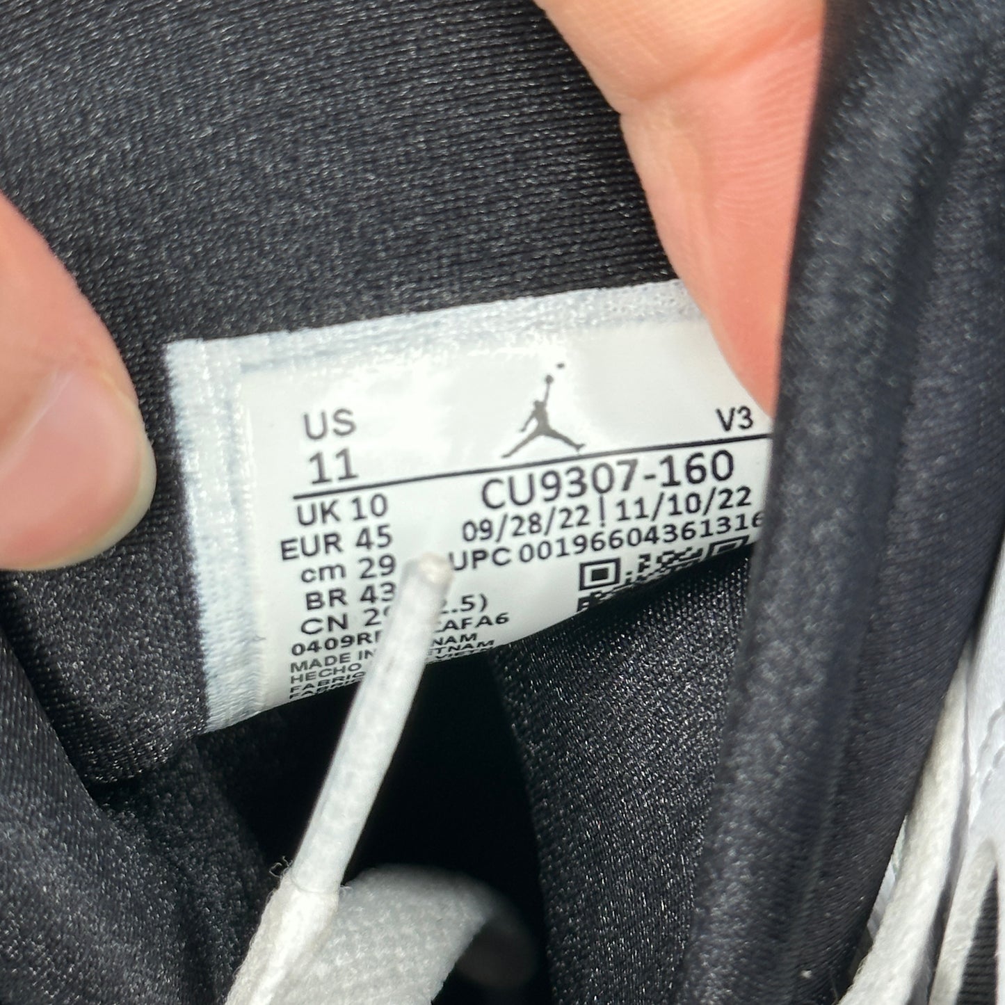 Jordan 7 Retro White Infrared *pre-owned* SIZE 11