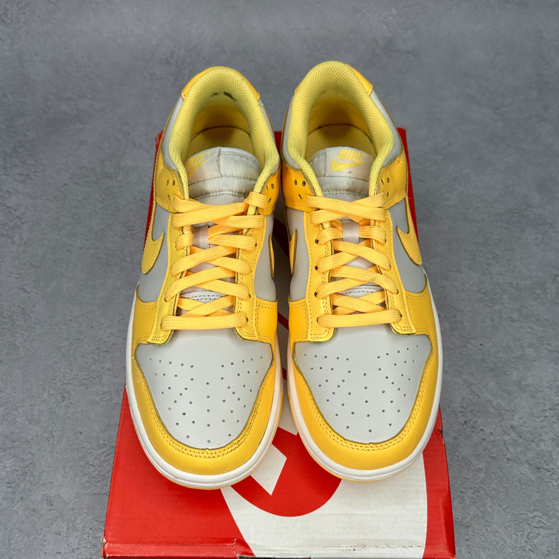 Nike Dunk Low Citron Pulse (Women's) *pre-owned* SIZE SIZE 9.5W