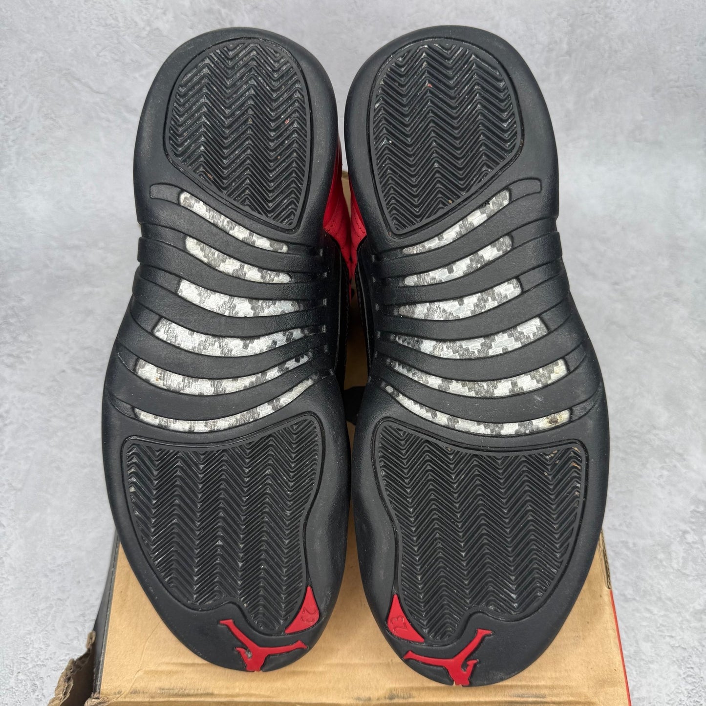 Jordan 12 Retro Reverse Flu Game *pre - owned* SIZE 9 - Kicks Collective PA - Jordan - CT8013 - 602 - Men's Shoes - 9M/10.5W - Pre - Owned