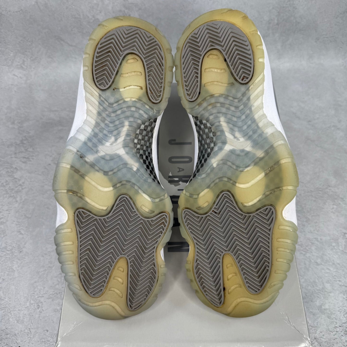 Jordan 11 Retro Cool Grey (2021) *pre - owned* SIZE 8.5 - Kicks Collective PA - Jordan - CT8012 - 005 - Men's Shoes - 8.5M/10W - Pre - Owned