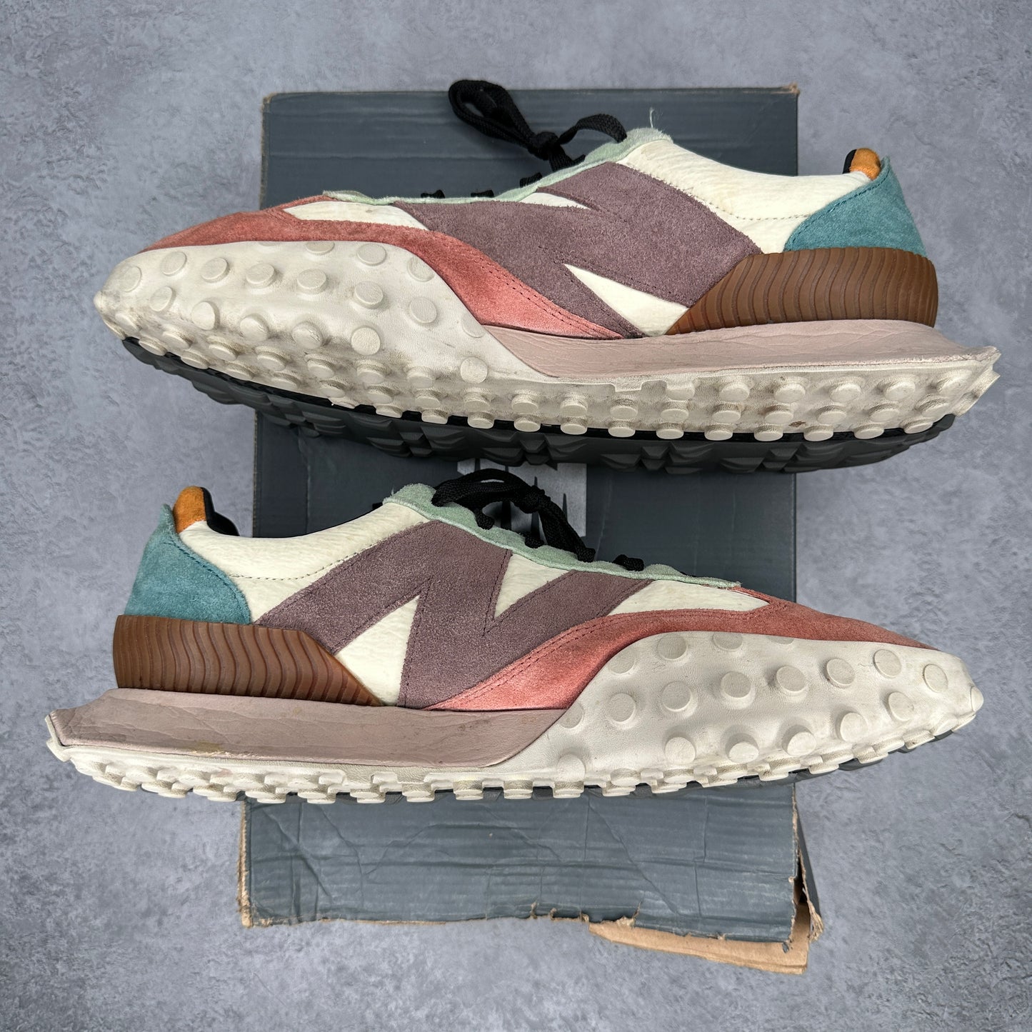 New Balance XC-72 Bone Multi-Color *pre-owned* SIZE 13