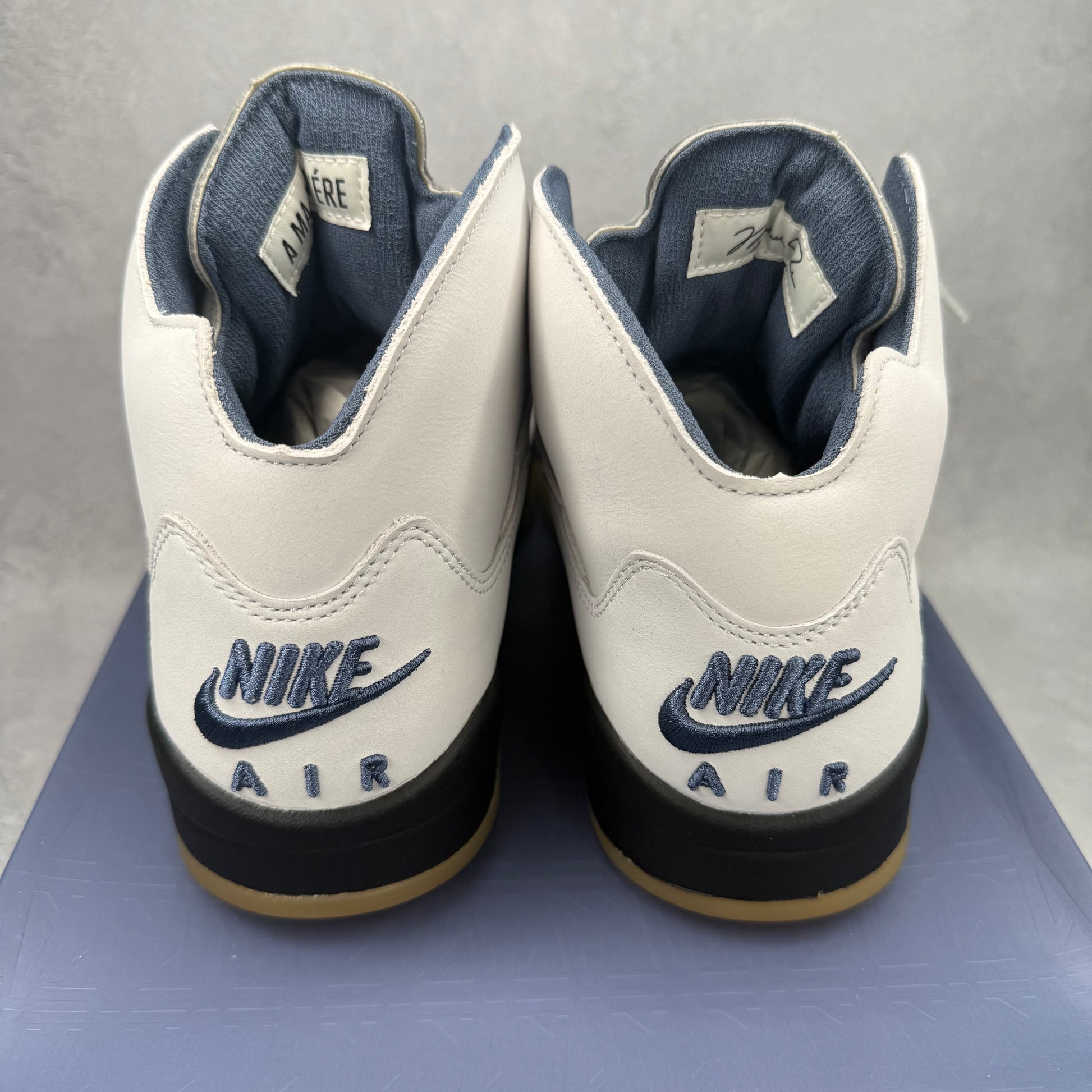 Jordan 5 Retro A Ma Maniére Dawn (Women's) *pre-owned* SIZE 9M