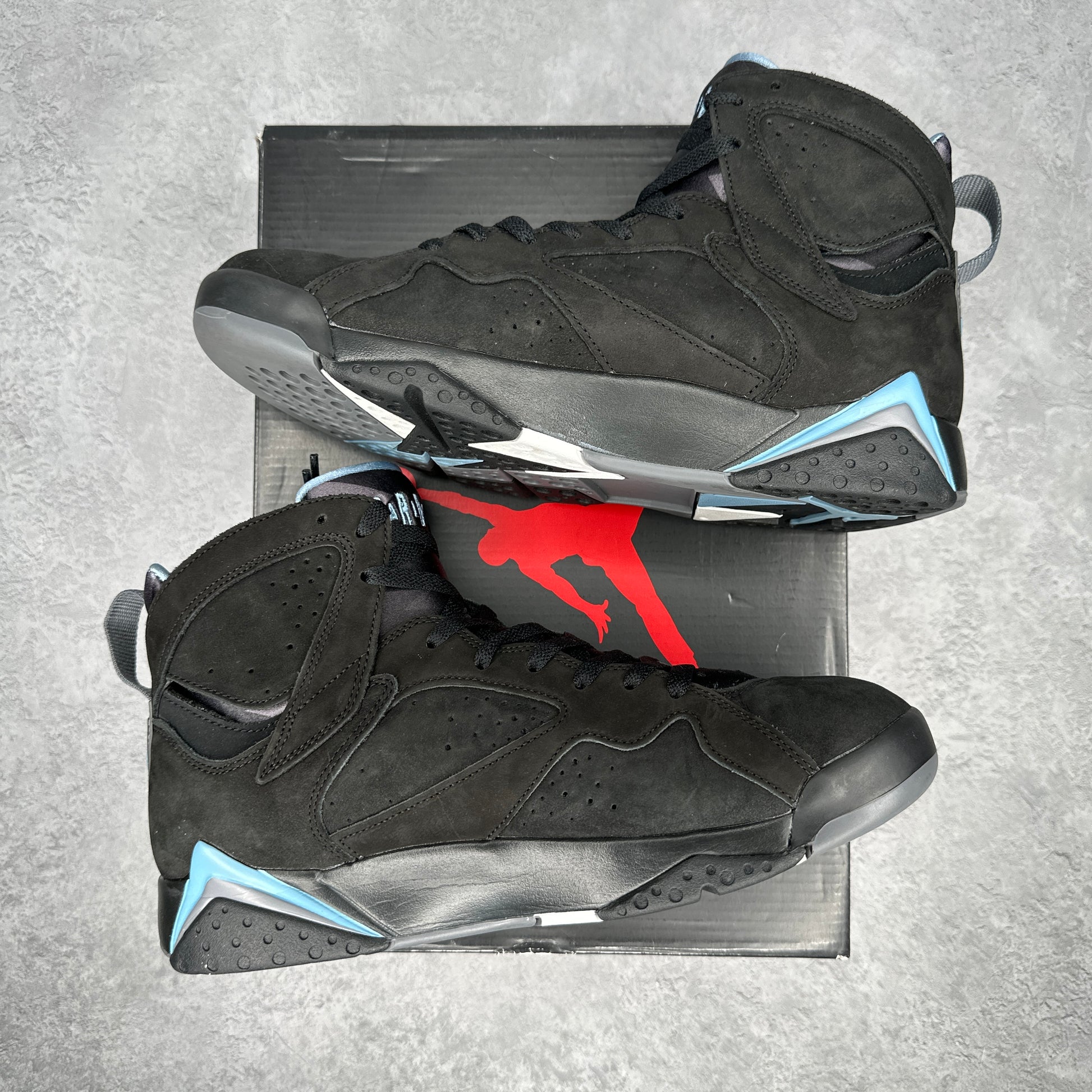 Jordan 7 Retro Chambray (2023) *pre-owned* SIZE 9