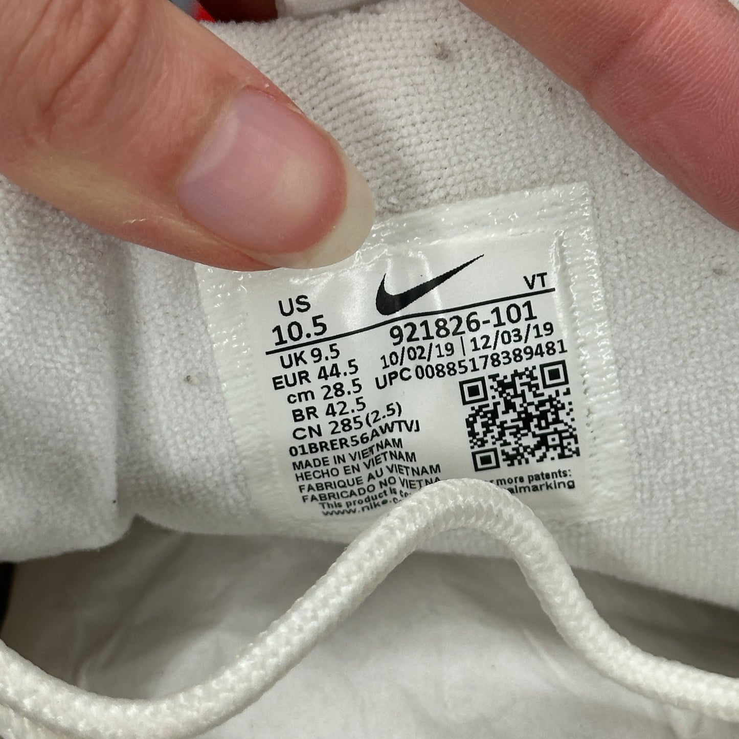 Nike Air Max 97 Triple White Wolf Grey *pre-owned* SIZE 10.5