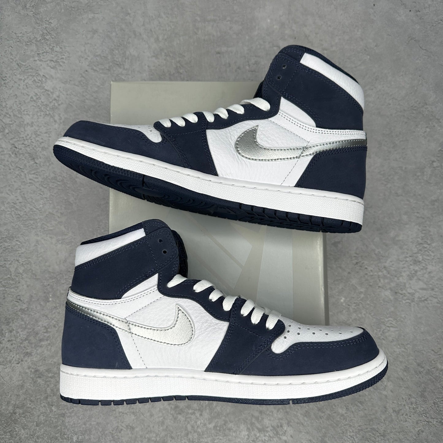 Jordan 1 Retro High CO.JP Midnight Navy (2020) *pre - owned* SIZE 9 - Kicks Collective PA - Jordan - DC1788-100 - Men's Shoes - 9M/10.5W - Pre - Owned