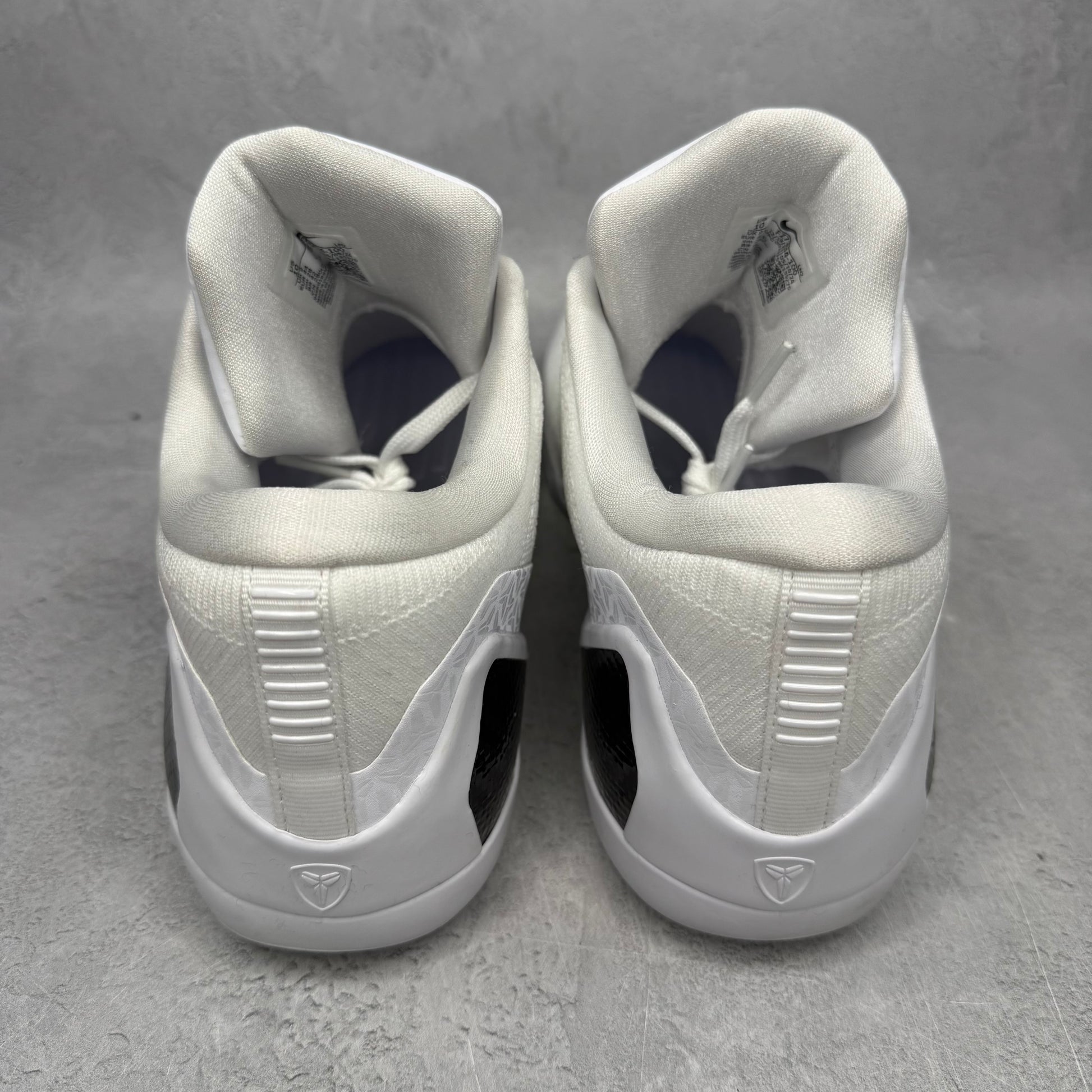 Nike Kobe 9 Elite Low Protro Halo *pre-owned* SIZE 10