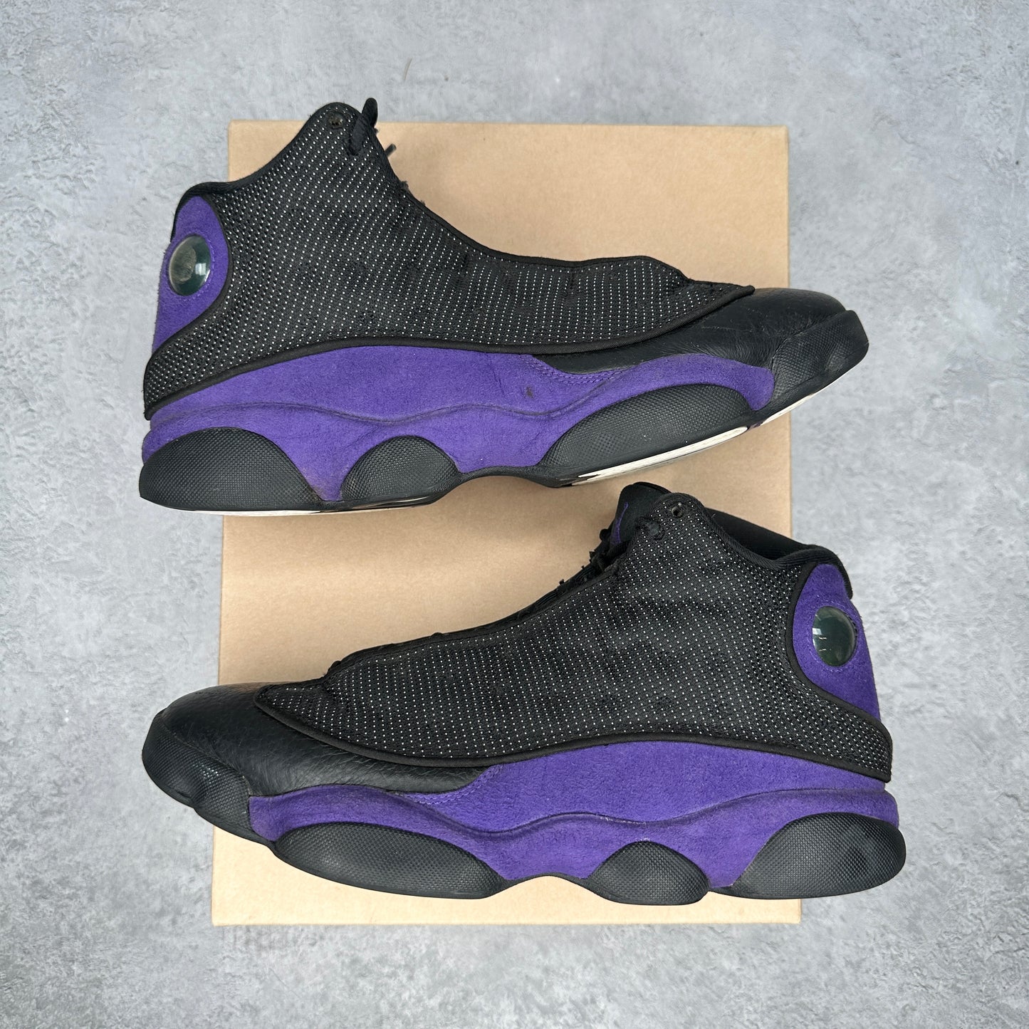 Jordan 13 Retro Court Purple *pre-owned* SIZE 10