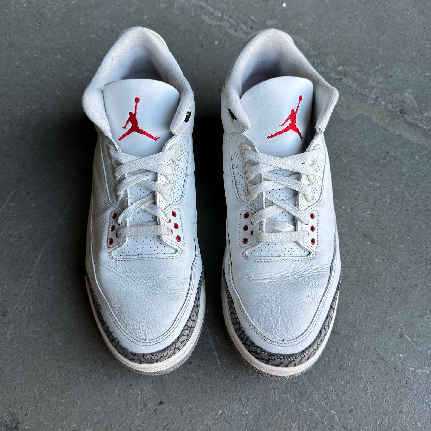Jordan 3 Retro White Cement Reimagined *pre-owned* (SIZE 12.5)