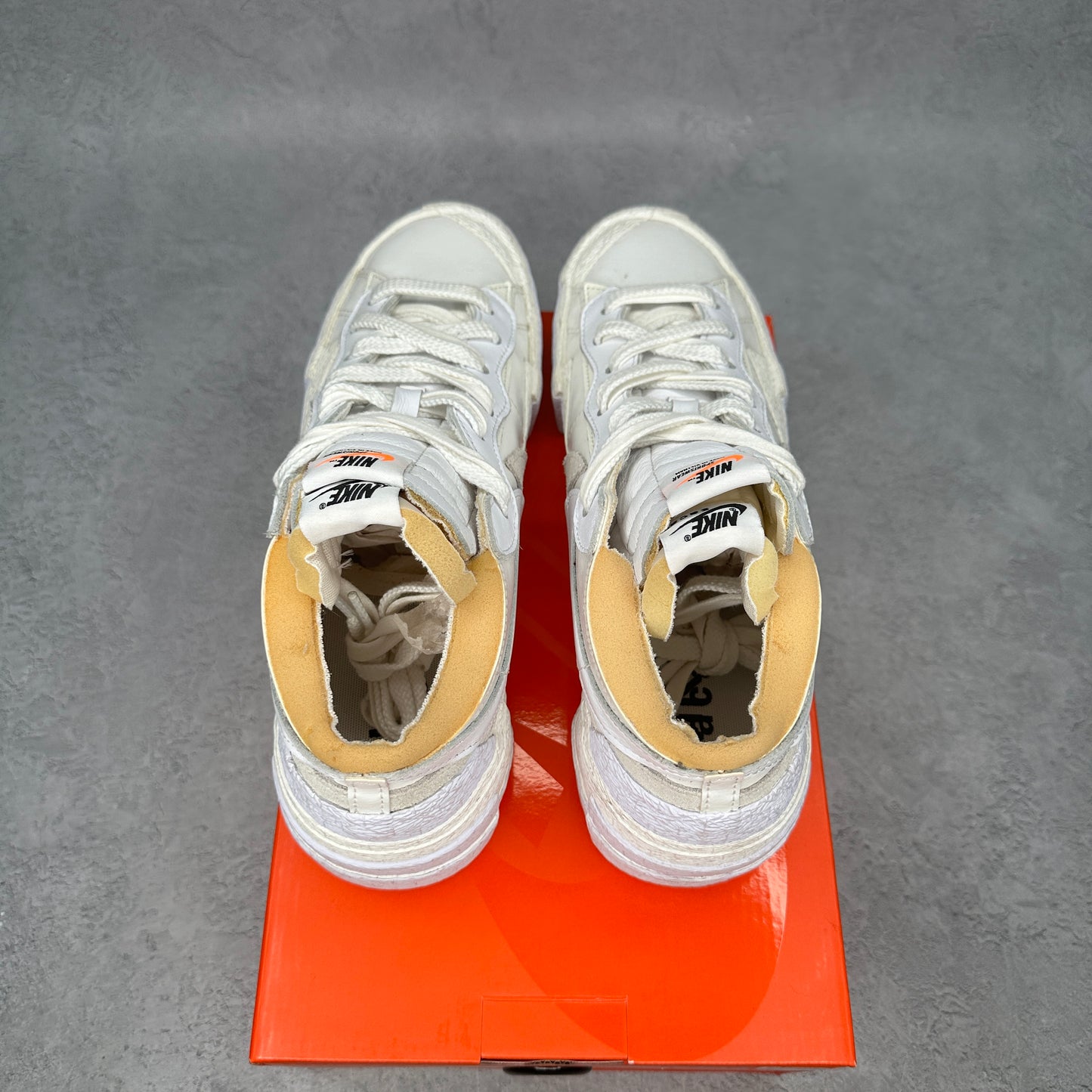 Nike Blazer Low sacai White Patent Leather *pre-owned* SIZE 10.5