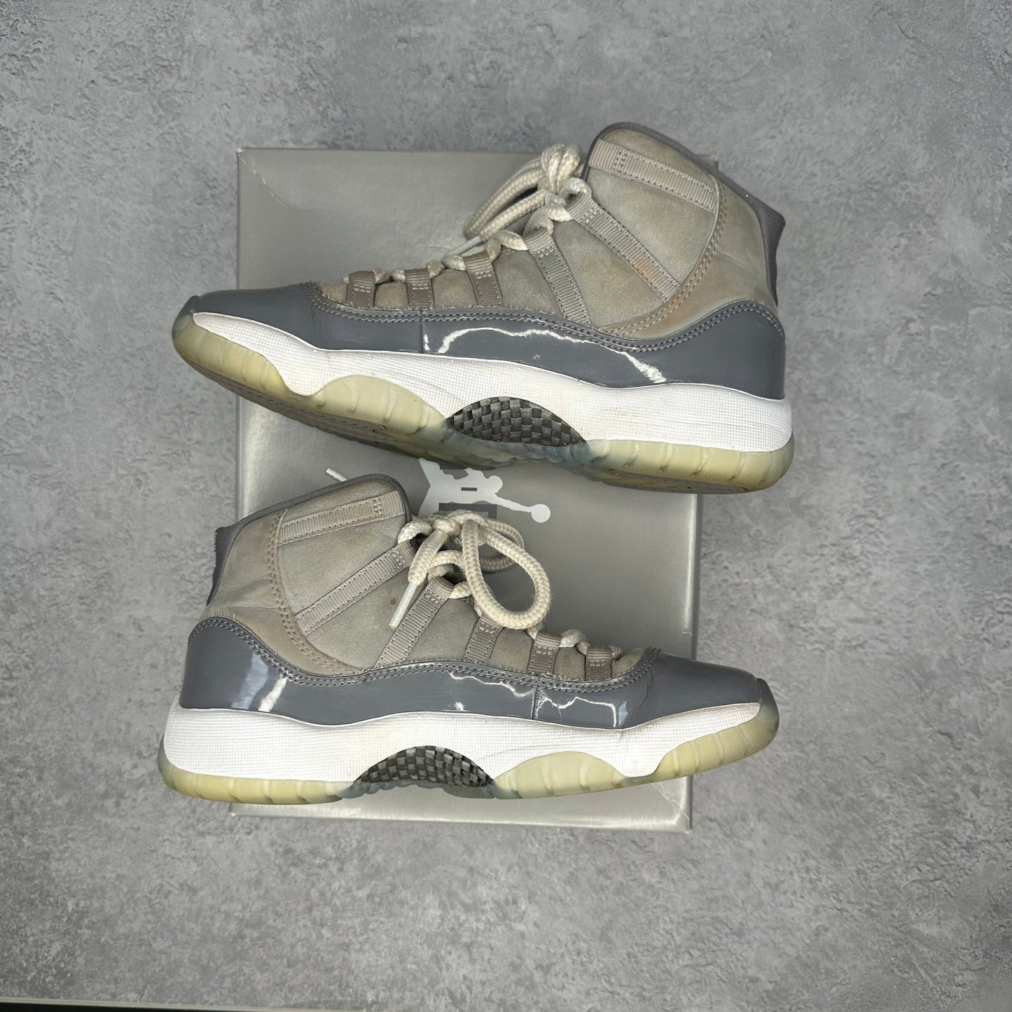 Jordan 11 Retro Cool Grey (2021) (GS) *pre - owned* SIZE 4.5Y - Kicks Collective PA - Jordan - 378038 - 005 - Men's Shoes - 4.5M/6W - Pre - Owned