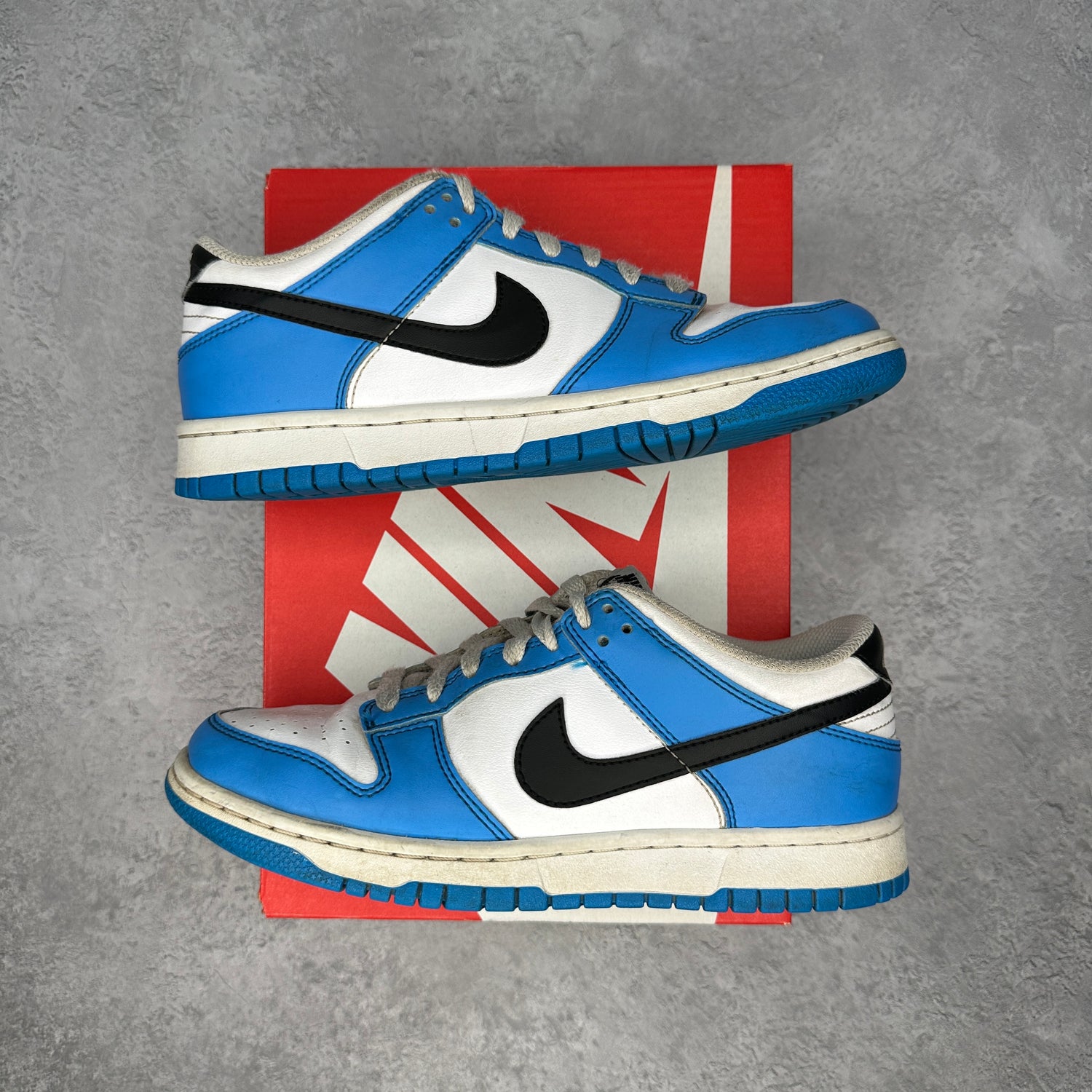 Nike Dunk Low Photo Blue (GS) *pre-owned* SIZE 6Y