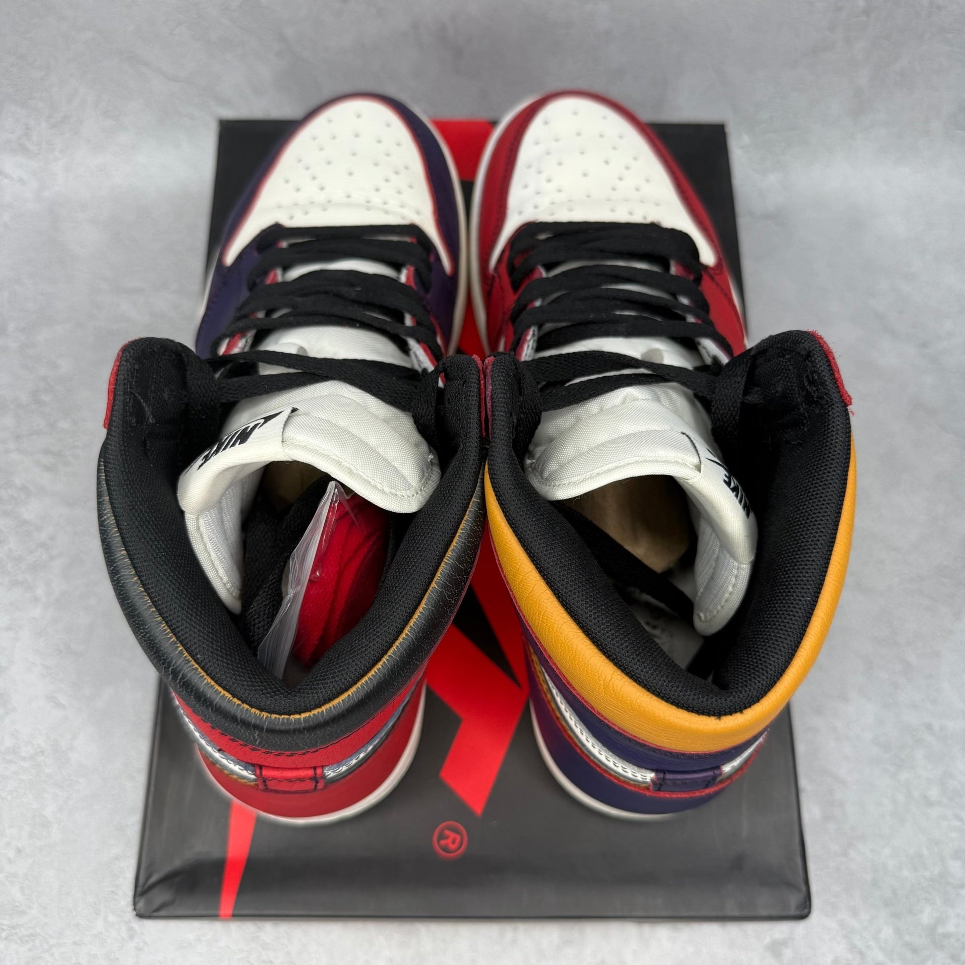 Jordan 1 Retro High OG Defiant SB LA to Chicago *pre - owned* SIZE 11 - Kicks Collective PA - Jordan - CD6578-507 - Men's Shoes - 11M/12.5W - Pre - Owned
