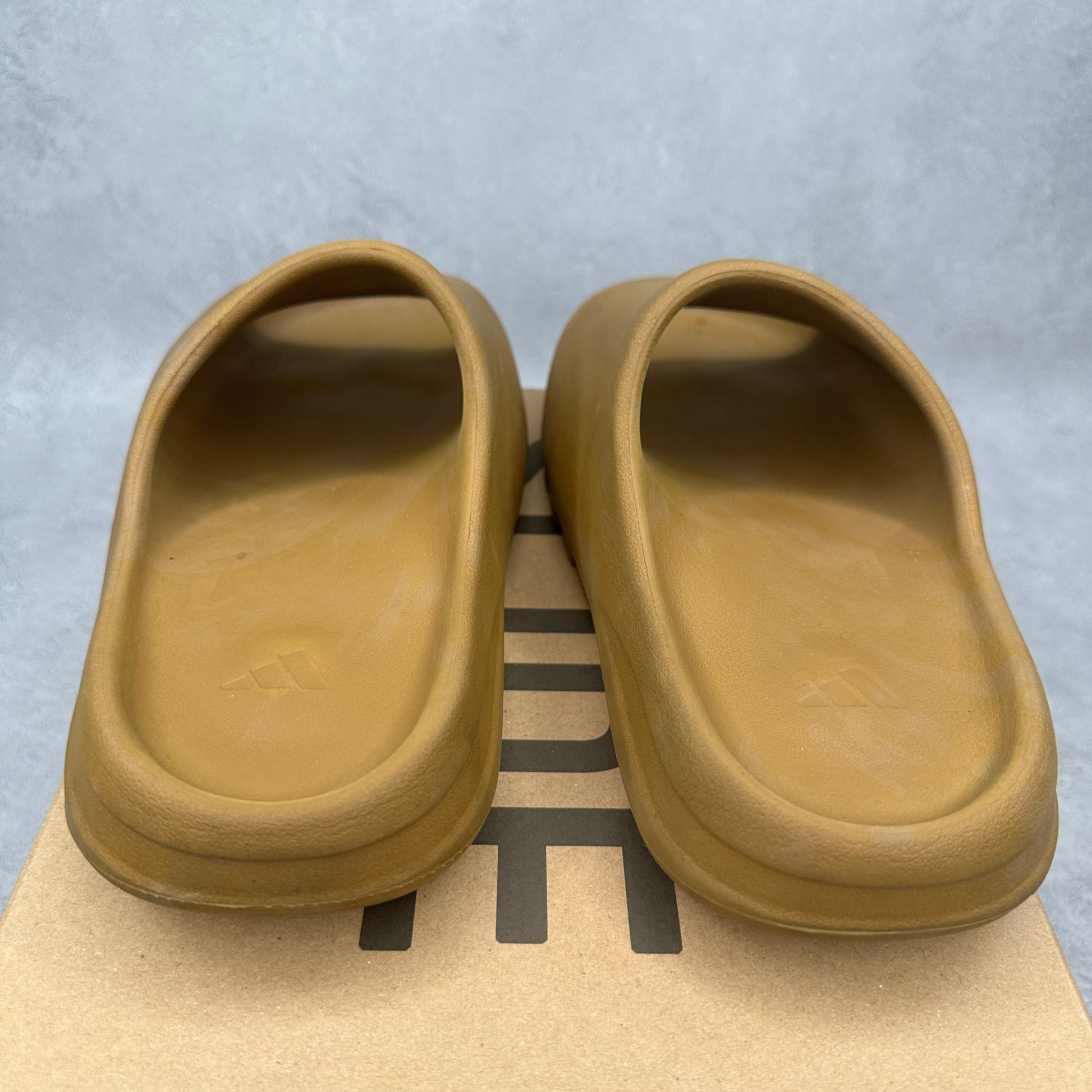 adidas Yeezy Slide Ochre *pre - owned* SIZE 9 - Kicks Collective PA - adidas - GW1931 - Men's Shoes - 9M/10.5W - Pre - Owned