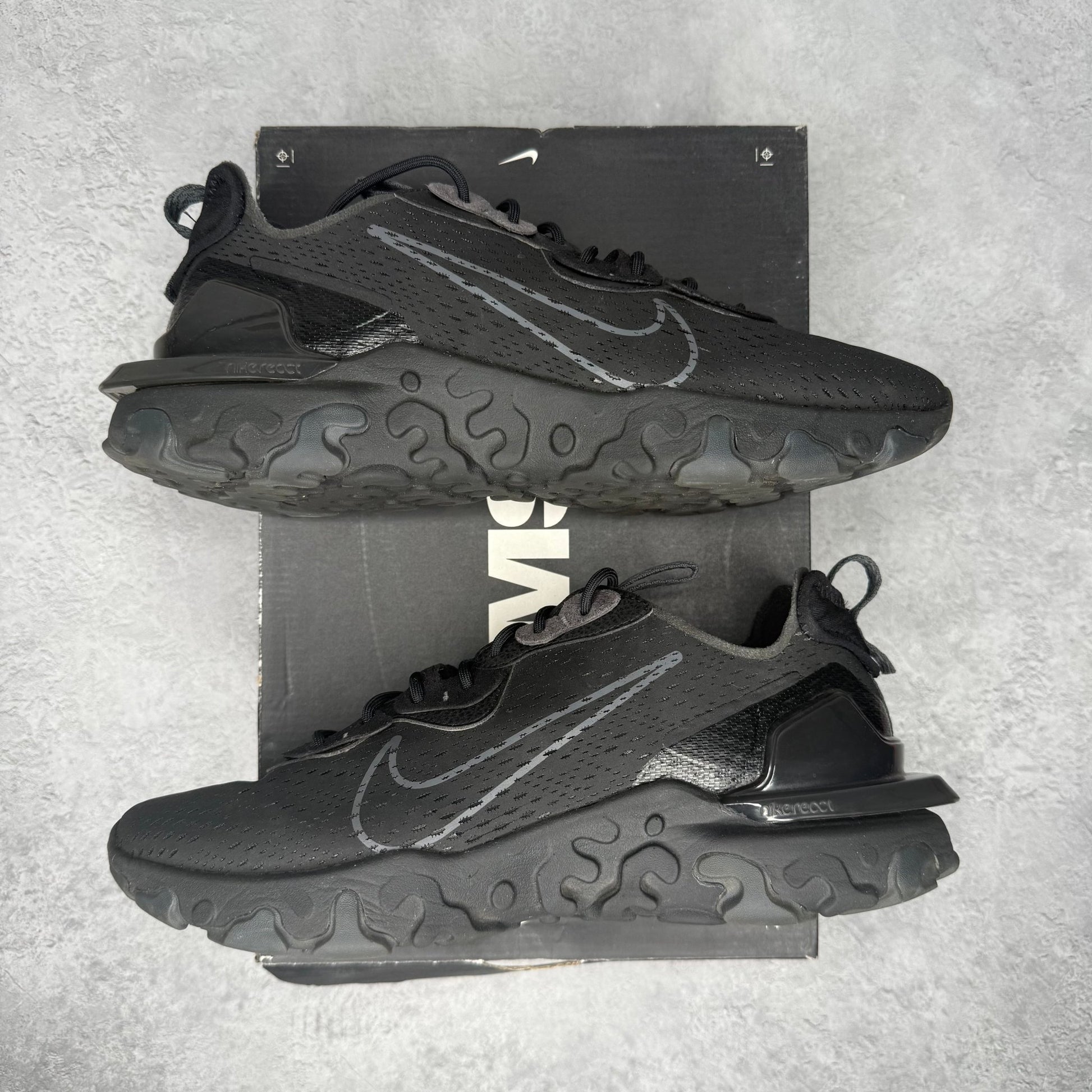 Nike React Vision Black Anthracite *pre - owned* SIZE 11 - Kicks Collective PA - Nike - CD4373-004 - Men's Shoes - 11M/12.5W - Pre - Owned