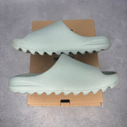 adidas Yeezy Slide Salt pre-owned size 10