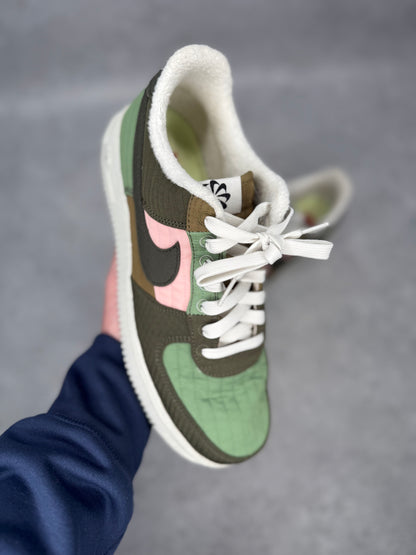 Nike Air Force 1 '07 LX Low Toasty Oil Green *pre-owned* SIZE 9.5