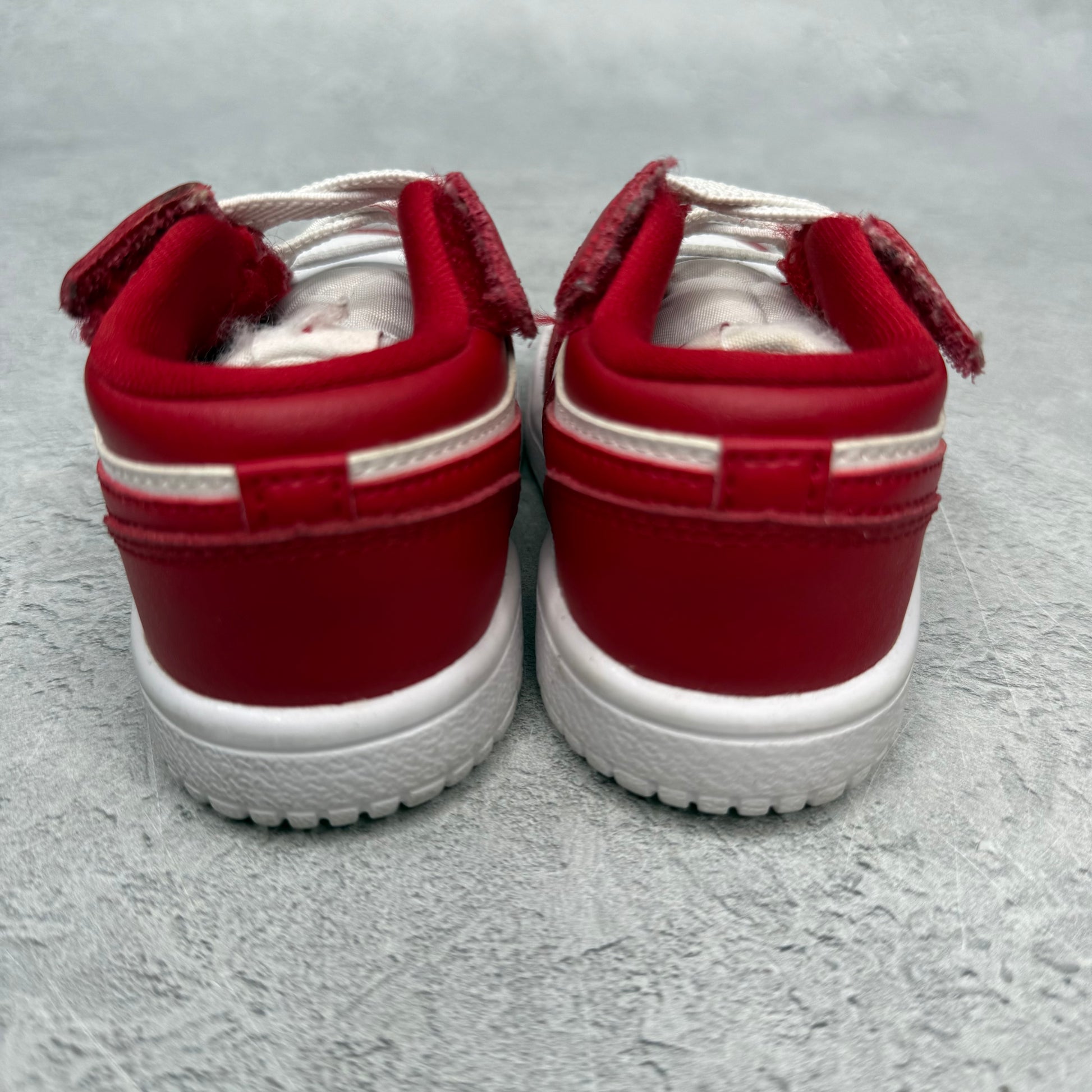 Jordan 1 Low Alt Gym Red White (TD) *pre-owned* SIZE 6C