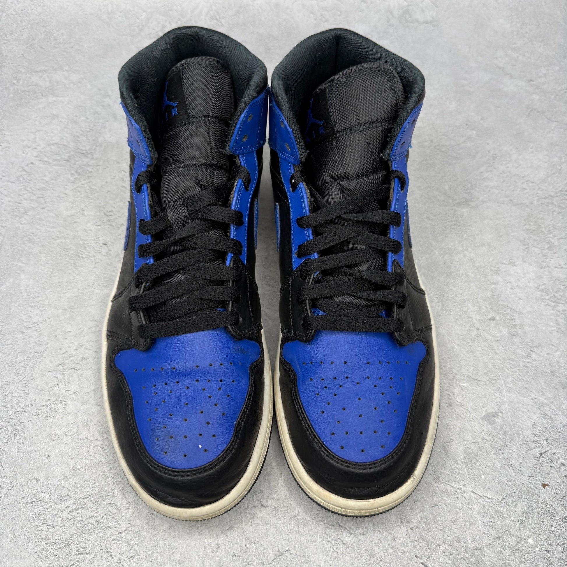 Jordan 1 Mid Hyper Royal Tumbled Leather *pre - owned* SIZE 10.5 - Kicks Collective PA - Jordan - 554724-077 - Men's Shoes - 10.5M/12W - Pre - Owned - No Box