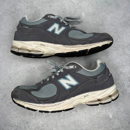 New Balance 2002R Magnent Lead *pre-owned* SIZE 11