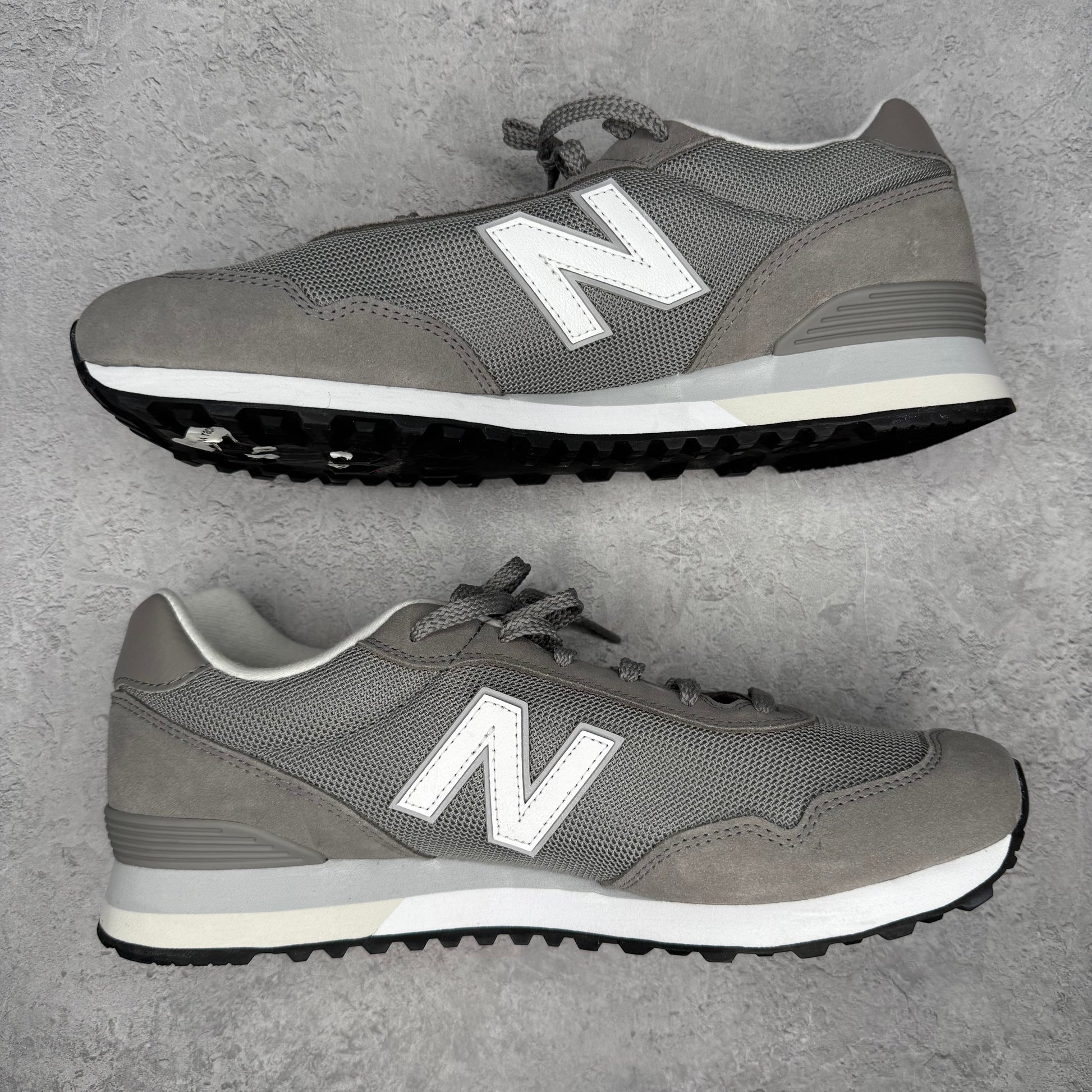 New Balance 515v3 Marblehead *pre-owned* SIZE 11.5