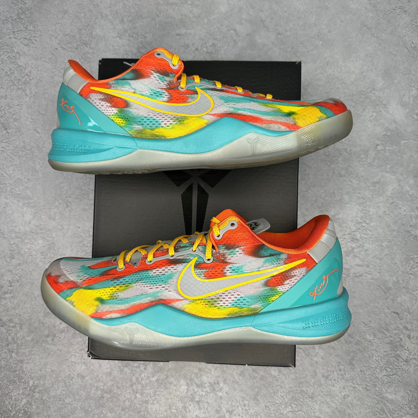 Nike Kobe 8 Protro Venice Beach (2024) *pre-owned* SIZE 10.5