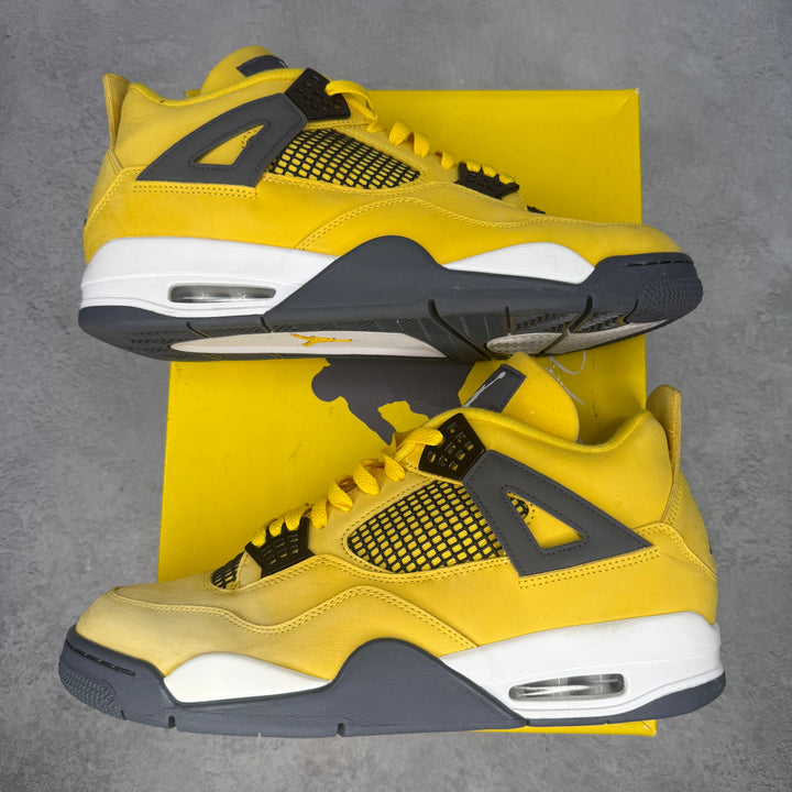 Jordan 4 Retro Lightning (2021) *pre-owned* SIZE 13