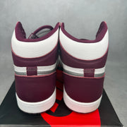 Jordan 1 Retro High OG Bordeaux pre-owned size 11.5