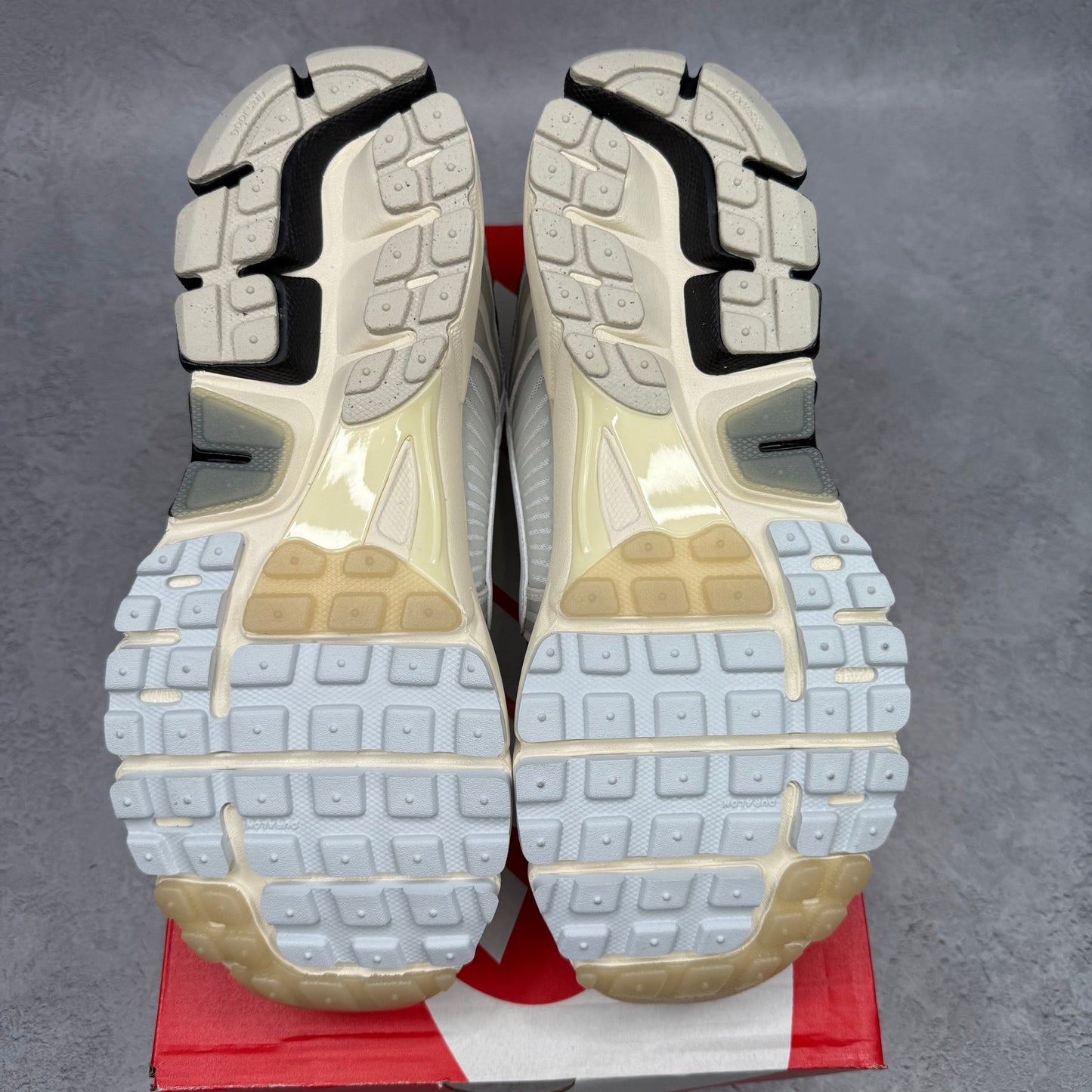 Nike Zoom Vomero 5 Supersonic Light Bone Black - Kicks Collective PA - Nike - FN7649-110 - Men's Shoes - 9.5M/11W - Brand New