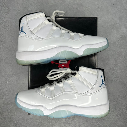 Jordan 11 Retro Legend Blue (2024) *pre-owned* SIZE 9