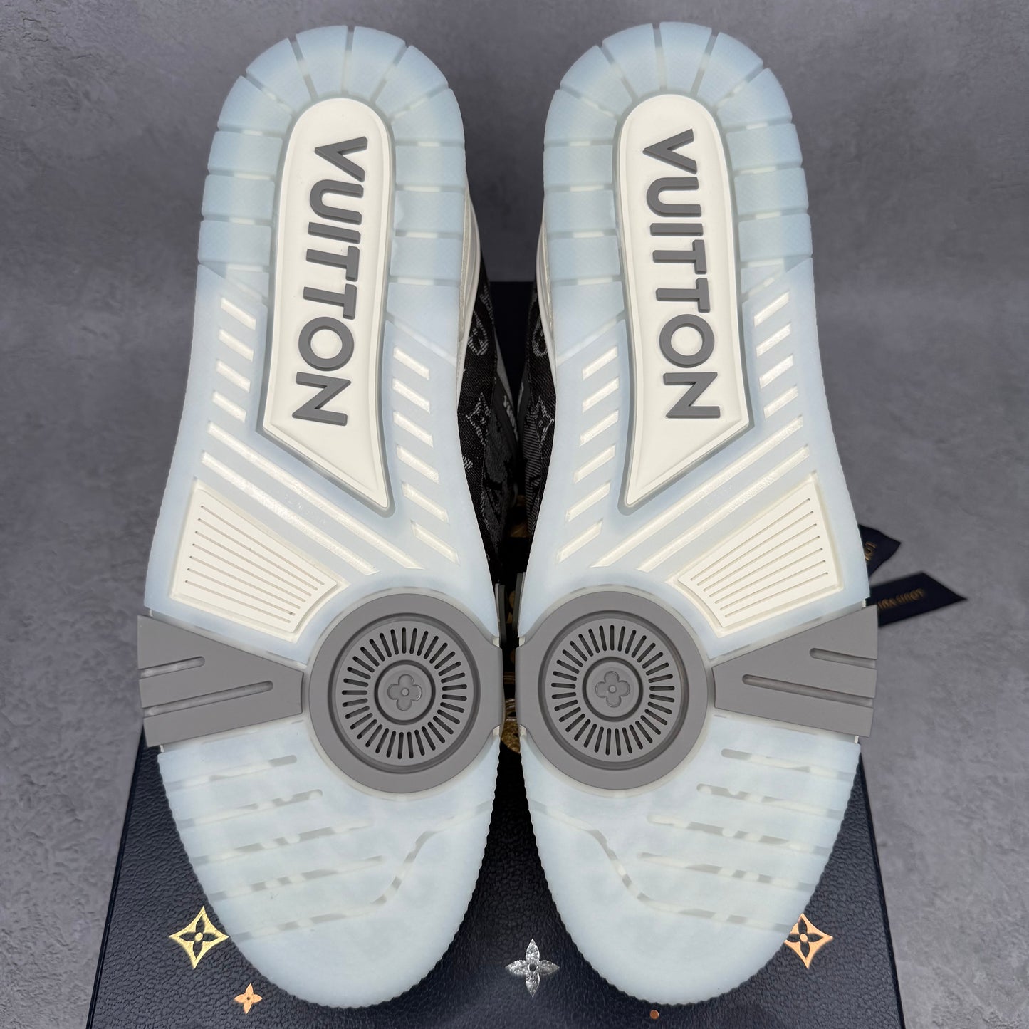 LV Trainer Sneaker Grey (US12/LV11)