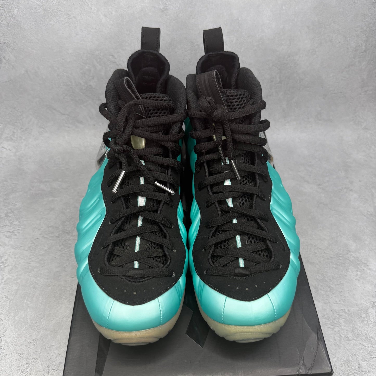 Air Nike Foamposite Pro Island Green VVNDS *pre - owned* SIZE 11 - Kicks Collective PA - Nike - 624041-303 - Men's Shoes - 11M/12.5W - Pre - Owned