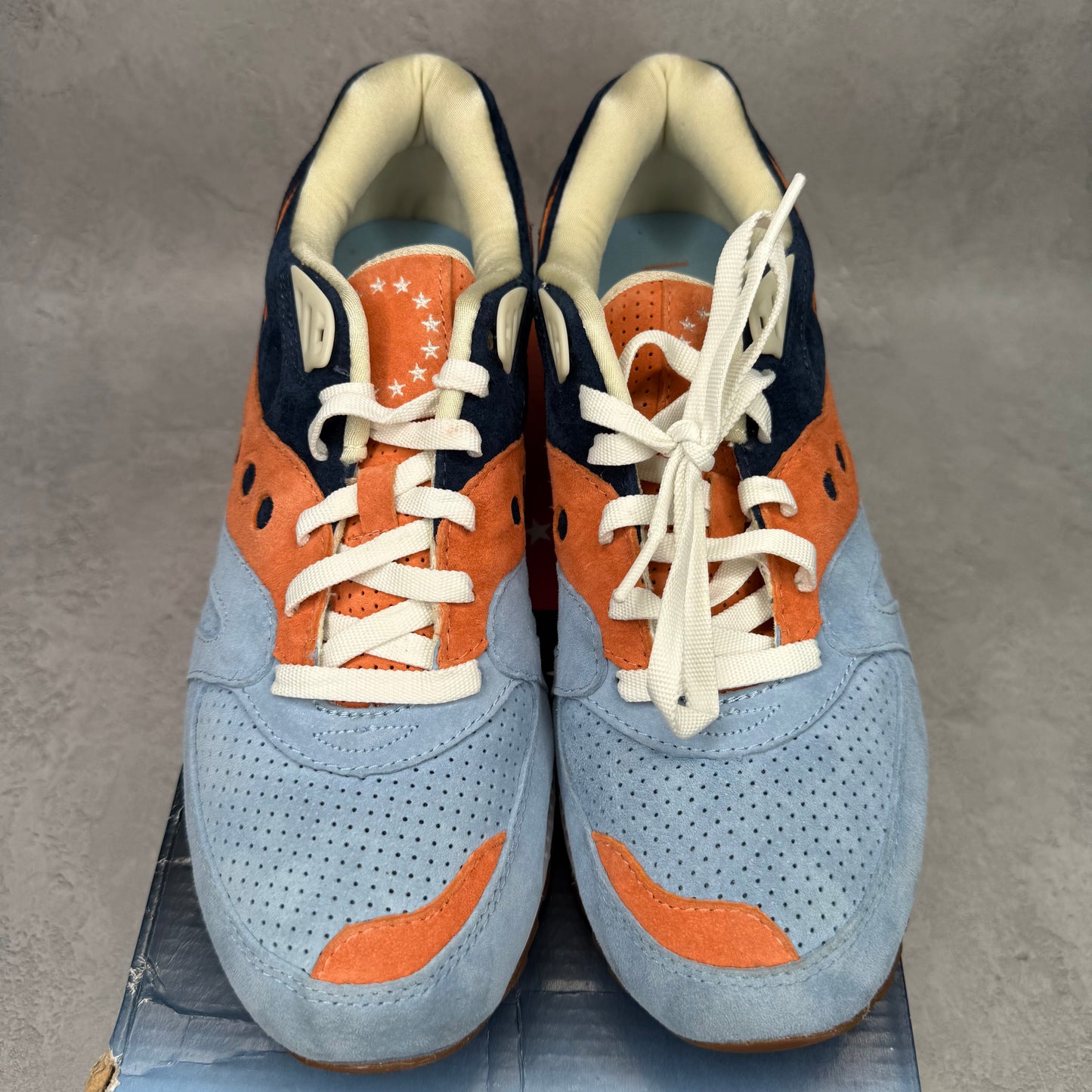 Saucony Shadow Master UBIQ Atlantic Tide *pre-owned* SIZE 10.5