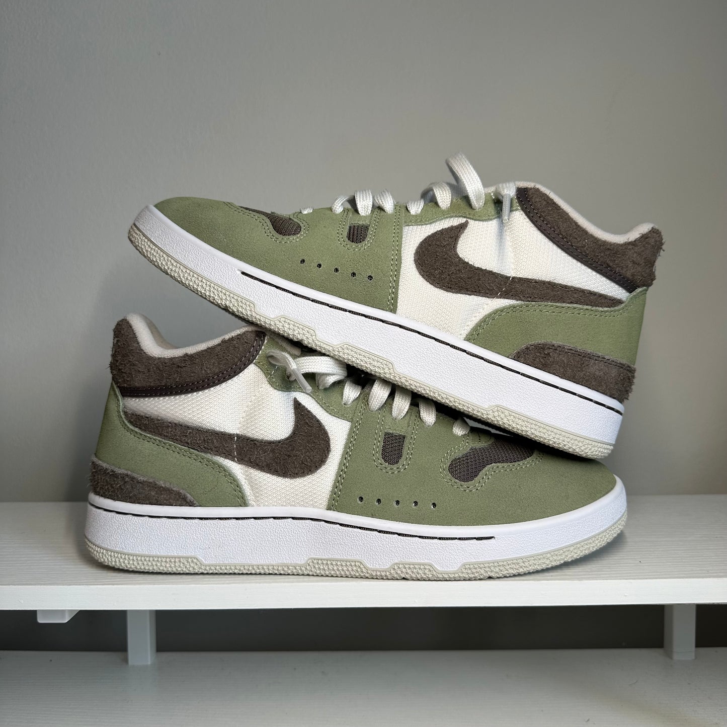 Nike Mac Attack QS SP Oil Green VNDS *pre-owned* (SIZE 9)