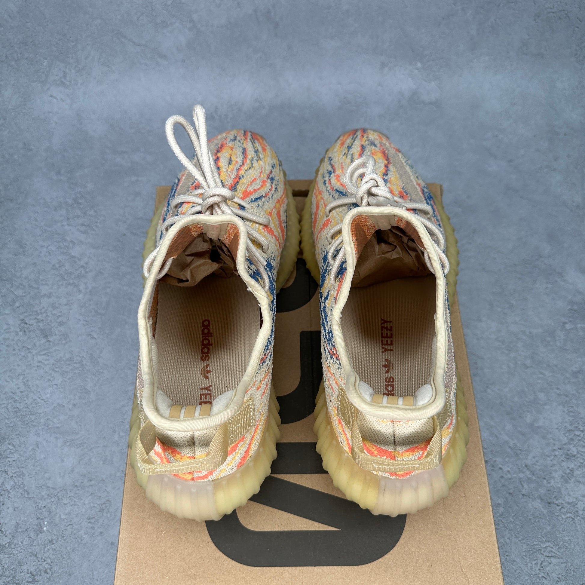 adidas Yeezy Boost 350 V2 MX Oat *pre-owned* SIZE 9