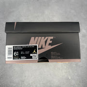 Jordan 1 Retro Low OG Mocha (GS) *pre-owned* SIZE 6.5Y