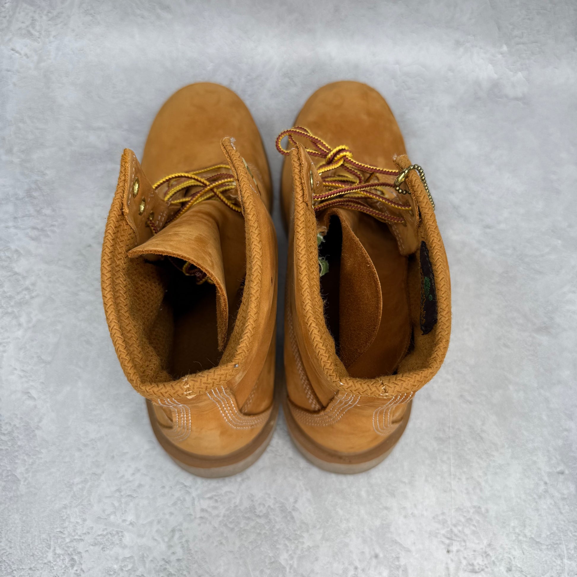 Timberland 6" Premium Waterproof Boot Wheat (Women's) *pre-owned* SIZE 8M/9.5W