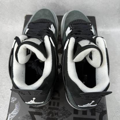 Jordan 4 Retro Fear (2024) *pre-owned* SIZE 11