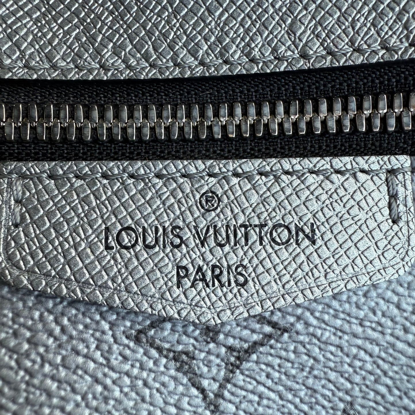 LOUIS VUITTON Outdoor Messenger PM Shoulder Bag M30830 Taigalama leather *pre-owned* LV
