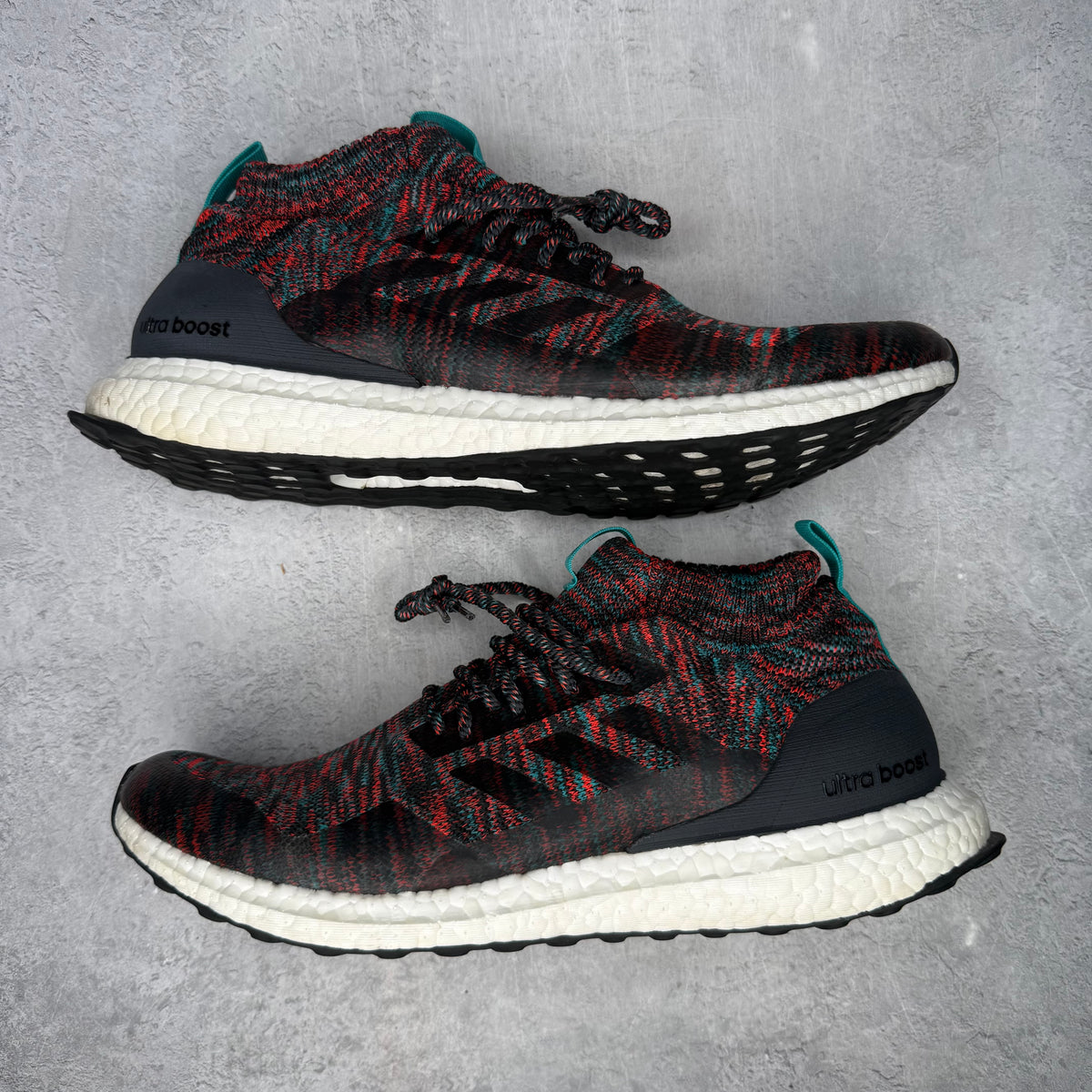 adidas Ultra Boost Mid Multi-Color Dark Grey pre-owned size 11