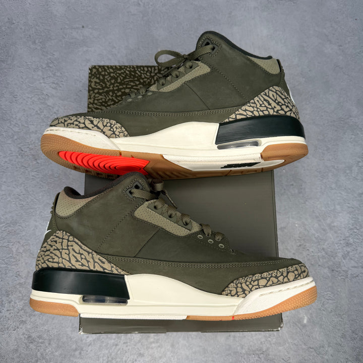 Jordan 3 Retro Family Affair pre-owned size 9.5
