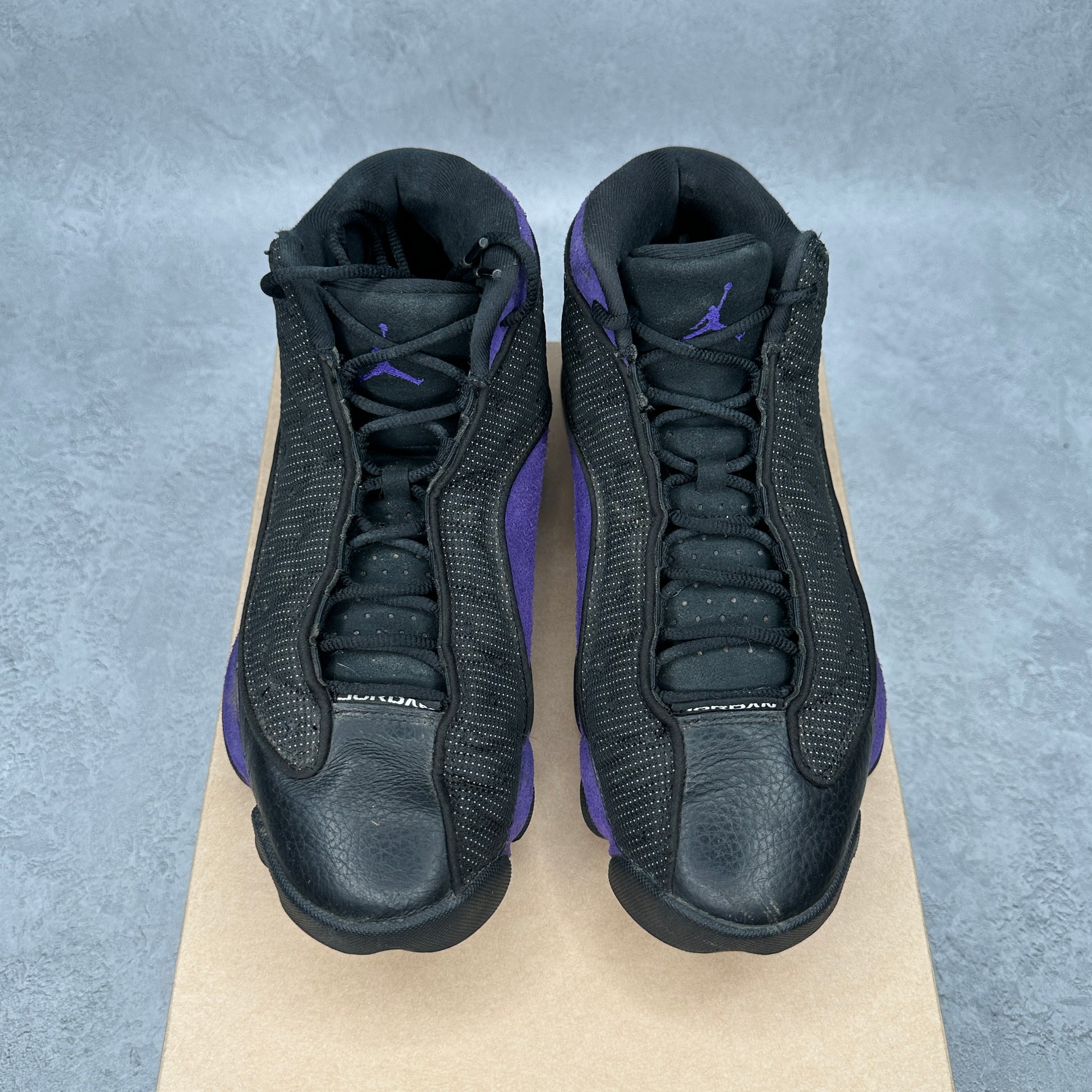 Jordan 13 Retro Court Purple *pre-owned* SIZE 10