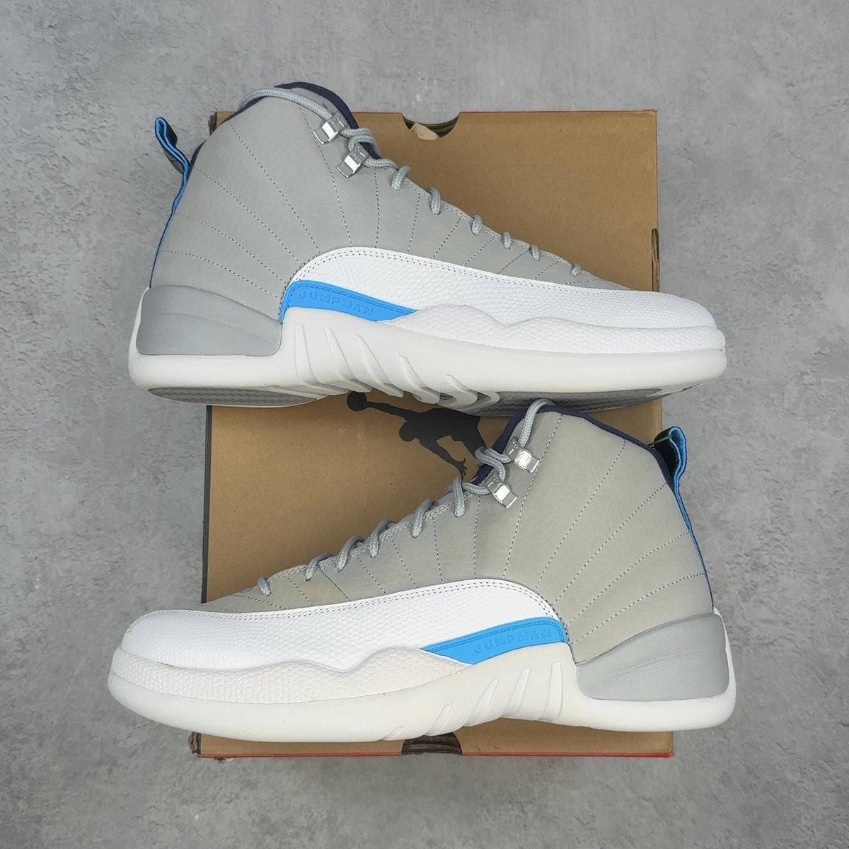 Jordan 12 Retro Grey University Blue 10 (New) - front