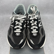New Balance 990 Black *pre-owned* SIZE 7